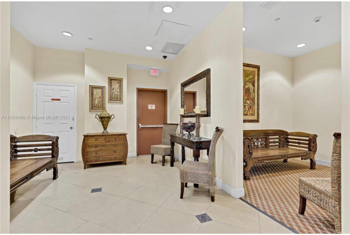 Private Bedroom In Miami - Coral Gables 601 Ngoại thất bức ảnh