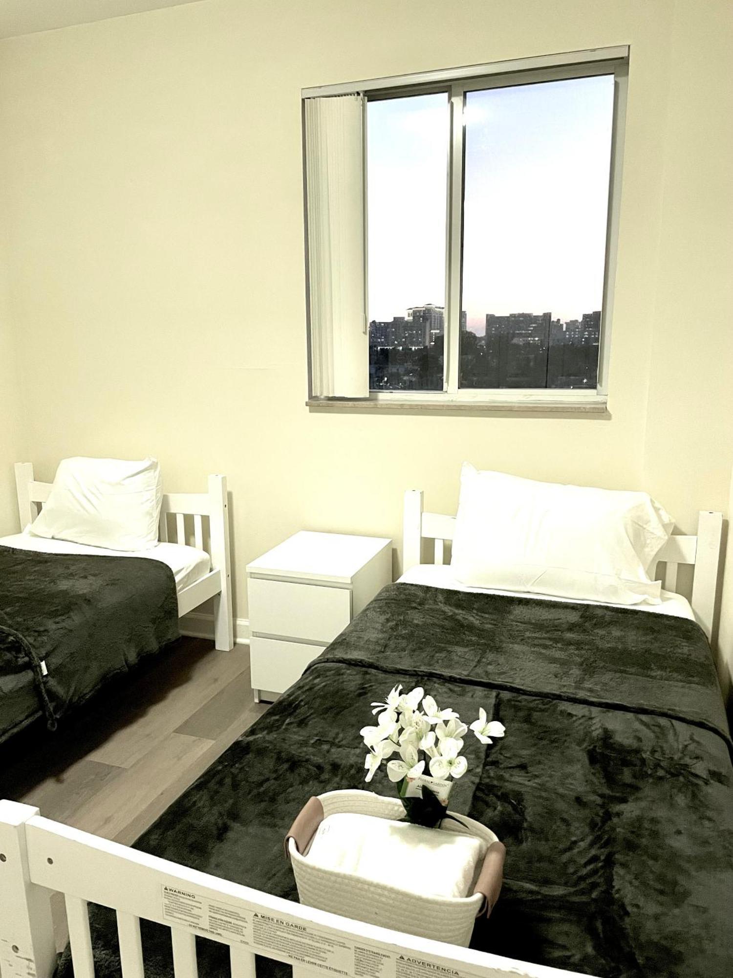Private Bedroom In Miami - Coral Gables 601 Ngoại thất bức ảnh