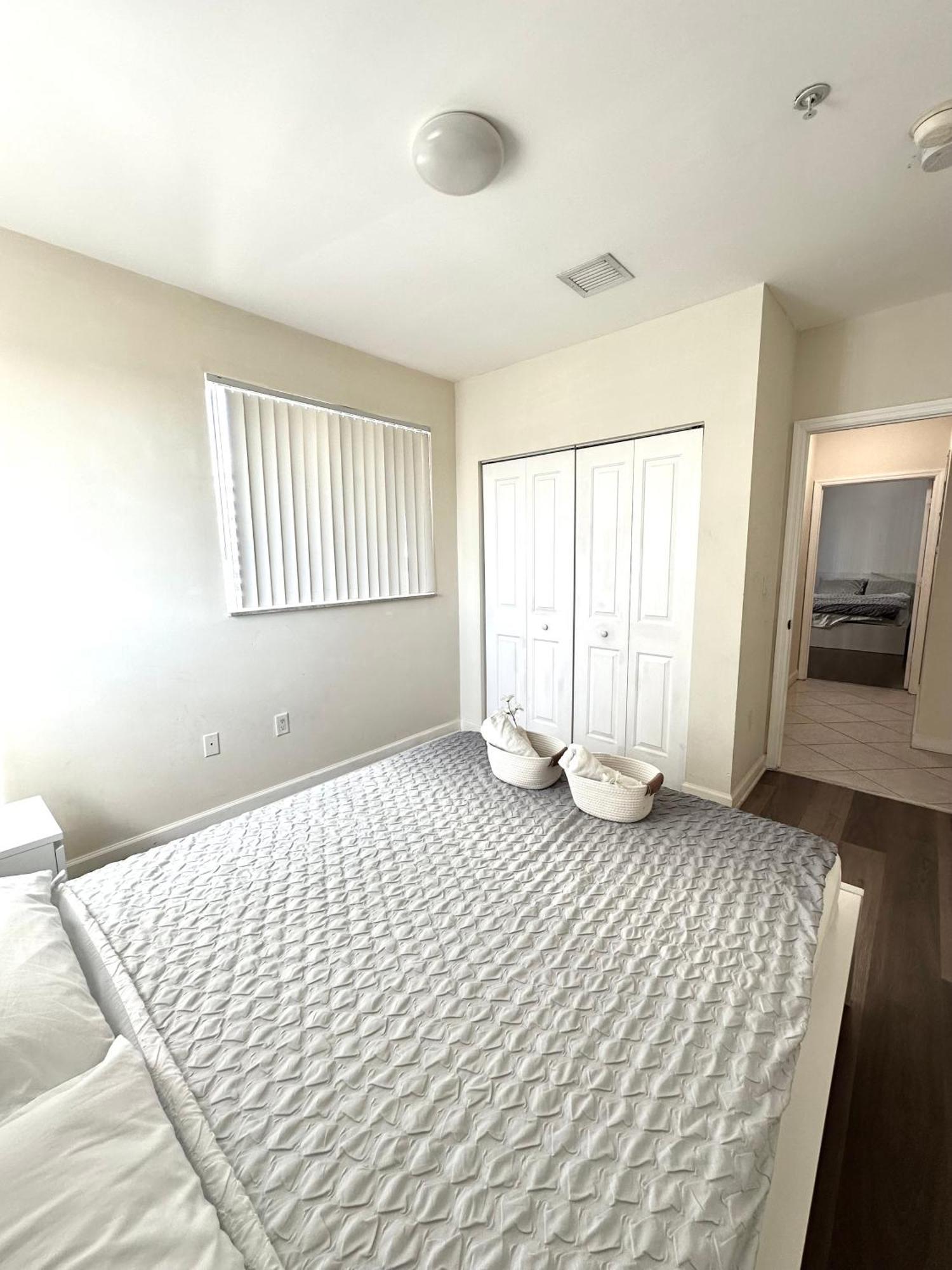 Private Bedroom In Miami - Coral Gables 601 Ngoại thất bức ảnh